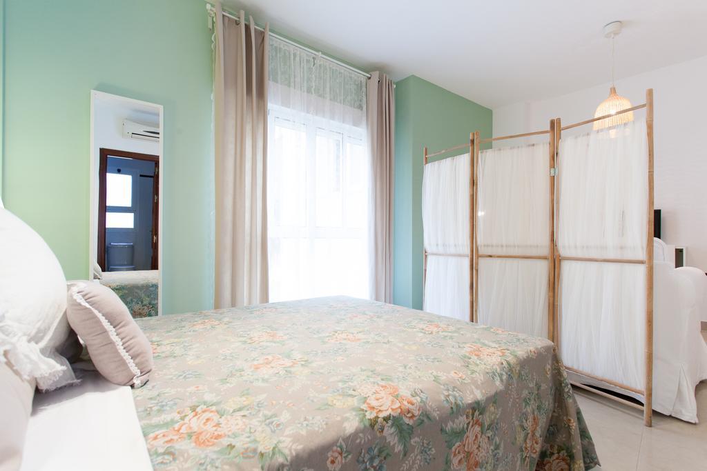 Apartamentos San Lorenzo Sevilla Kültér fotó