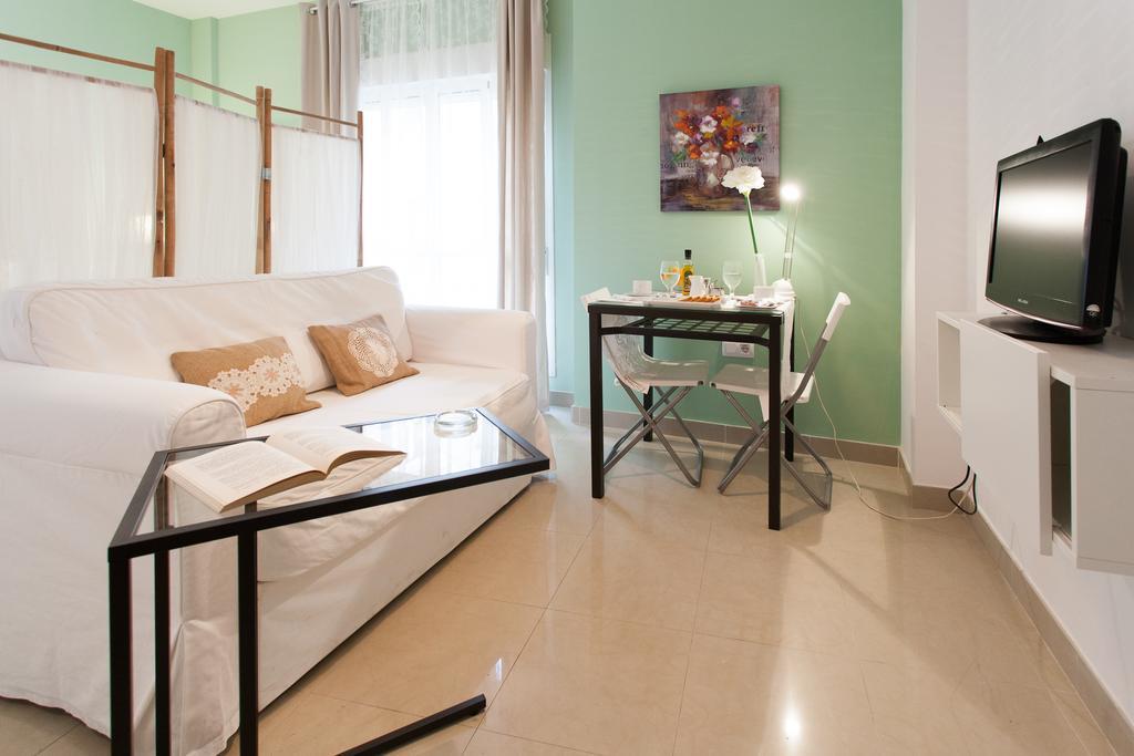 Apartamentos San Lorenzo Sevilla Kültér fotó
