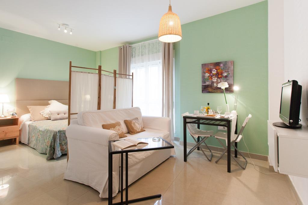 Apartamentos San Lorenzo Sevilla Kültér fotó