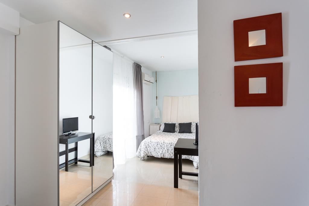 Apartamentos San Lorenzo Sevilla Kültér fotó