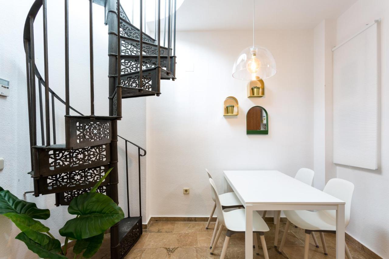 Apartamentos San Lorenzo Sevilla Kültér fotó