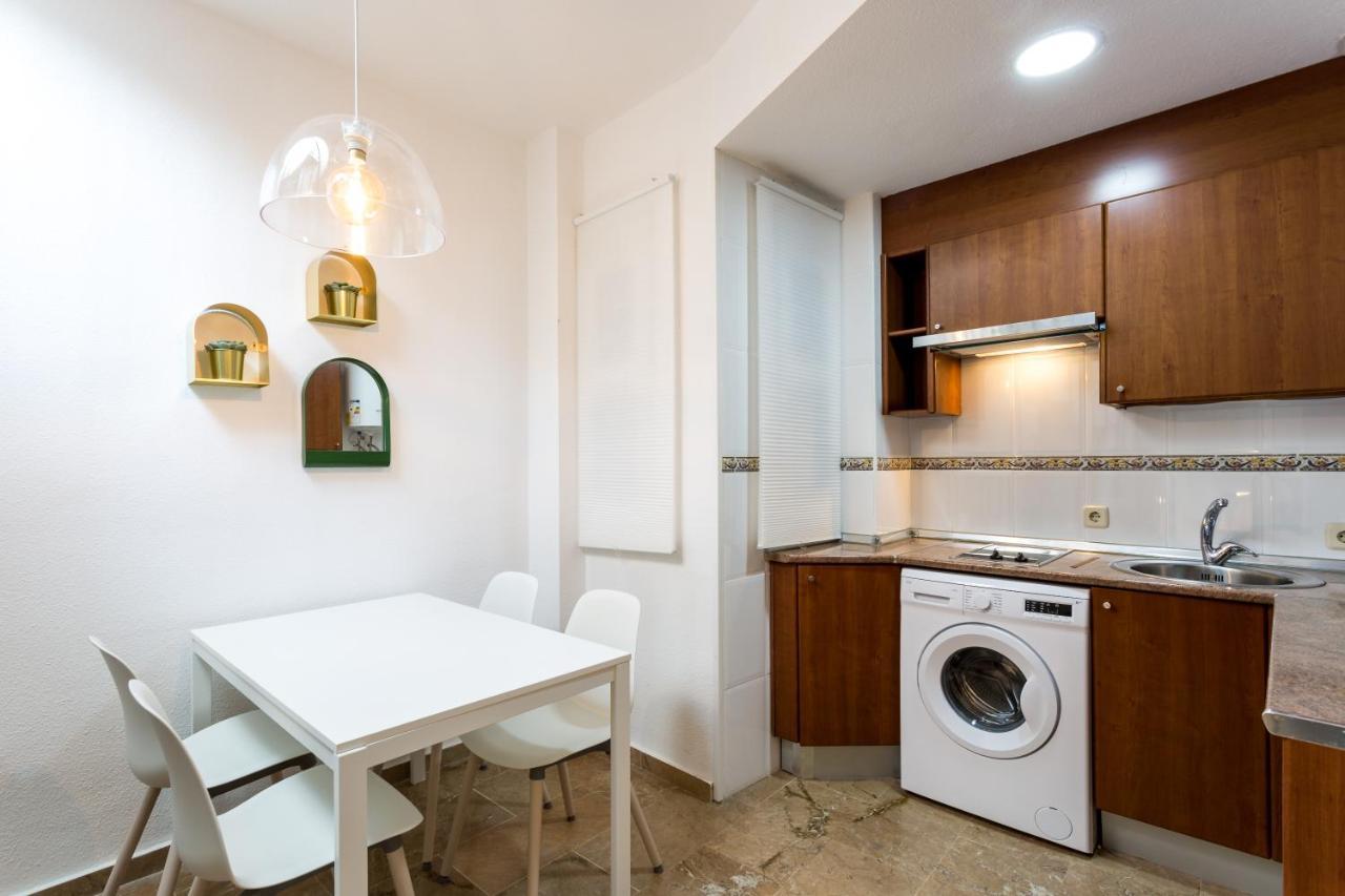 Apartamentos San Lorenzo Sevilla Kültér fotó